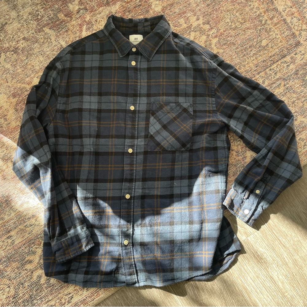 H&M Plaid Button Down Shirt